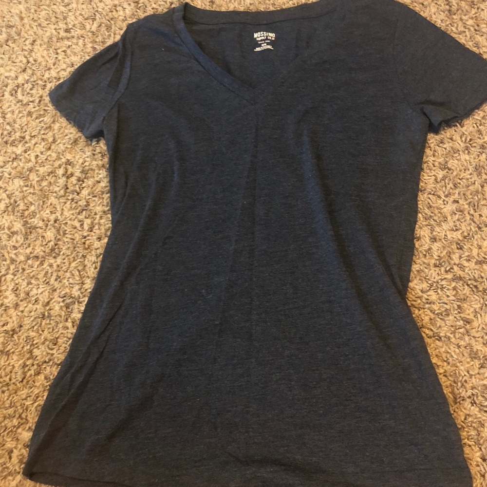 Missimo Vneck shirt very comfy and soft never worn